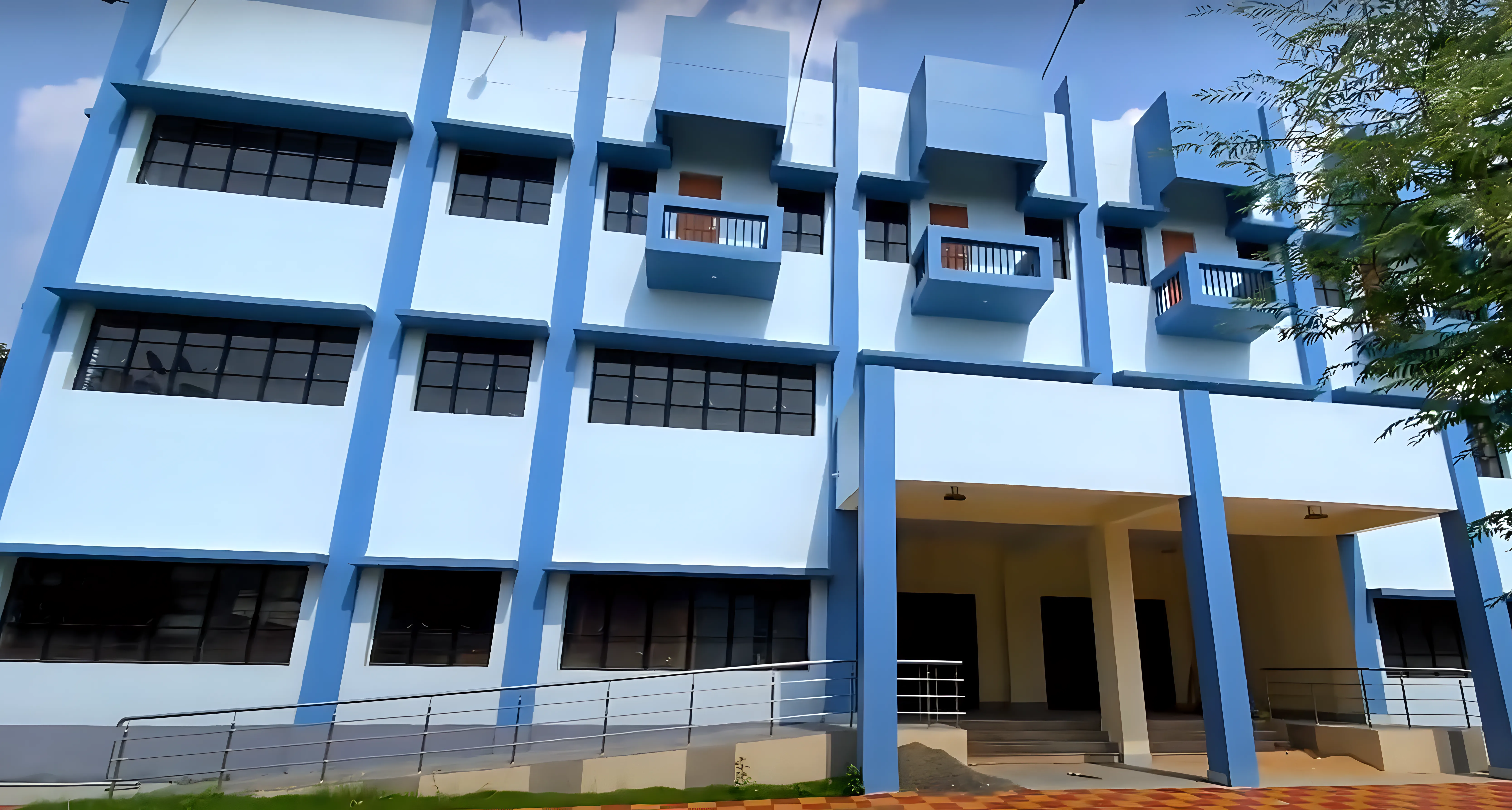 GCELT campus photo 11